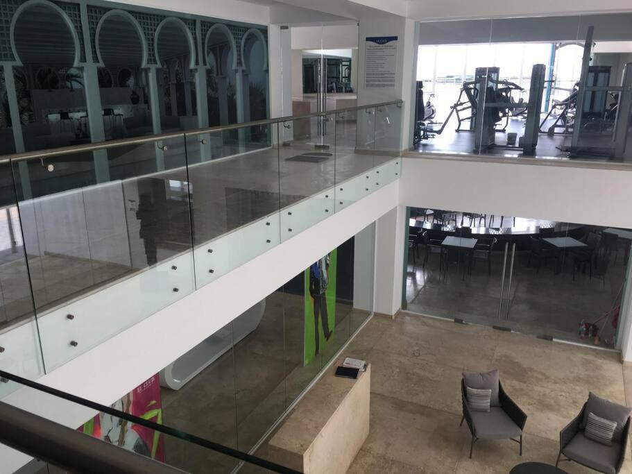 Luxury Apartment In Front Of Acapulco Beach Bagian luar foto