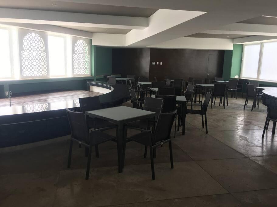 Luxury Apartment In Front Of Acapulco Beach Bagian luar foto